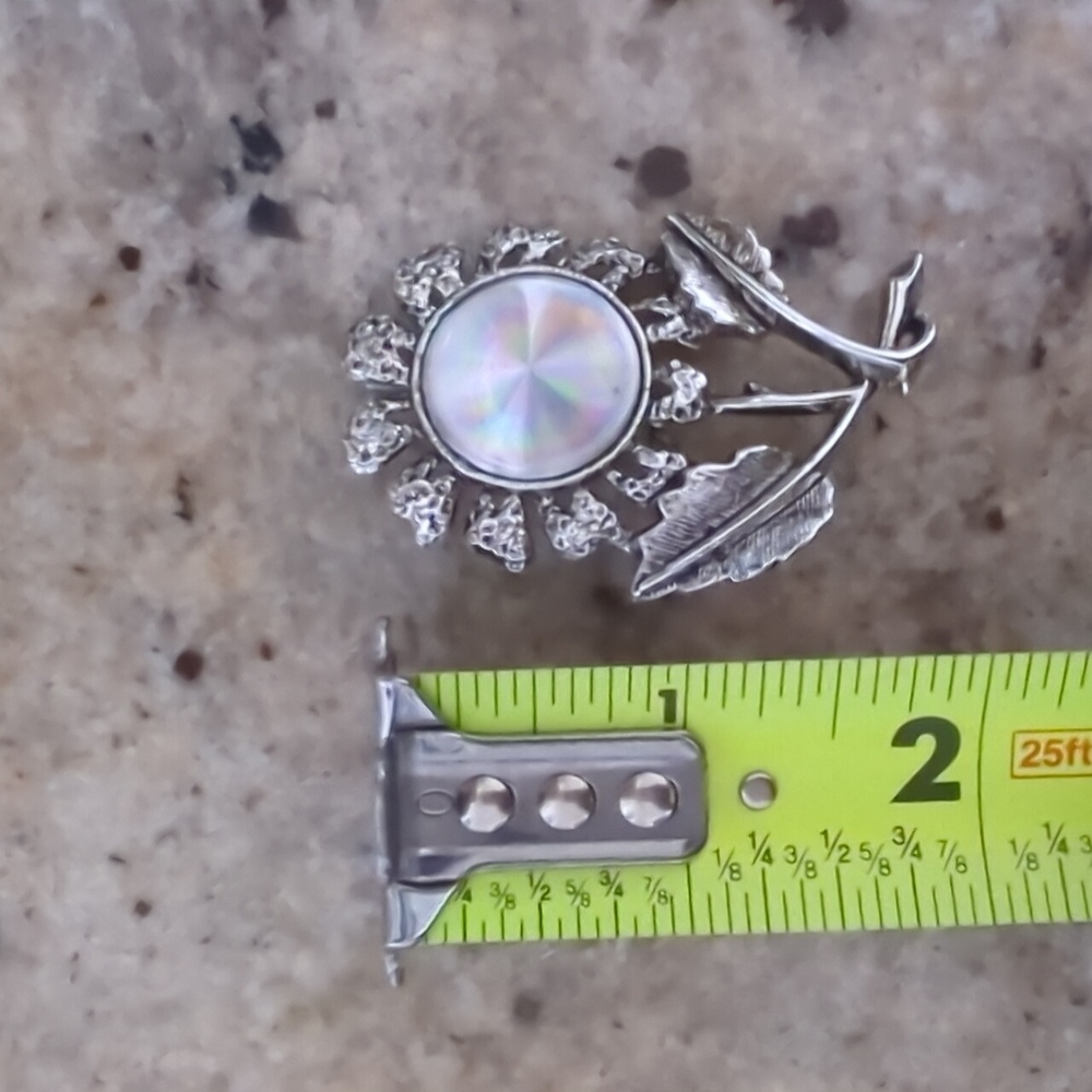 Vintage Holographic Sunflower Brooch - Rainbow Reflective Silver Tone Pin - Picture 4 of 4